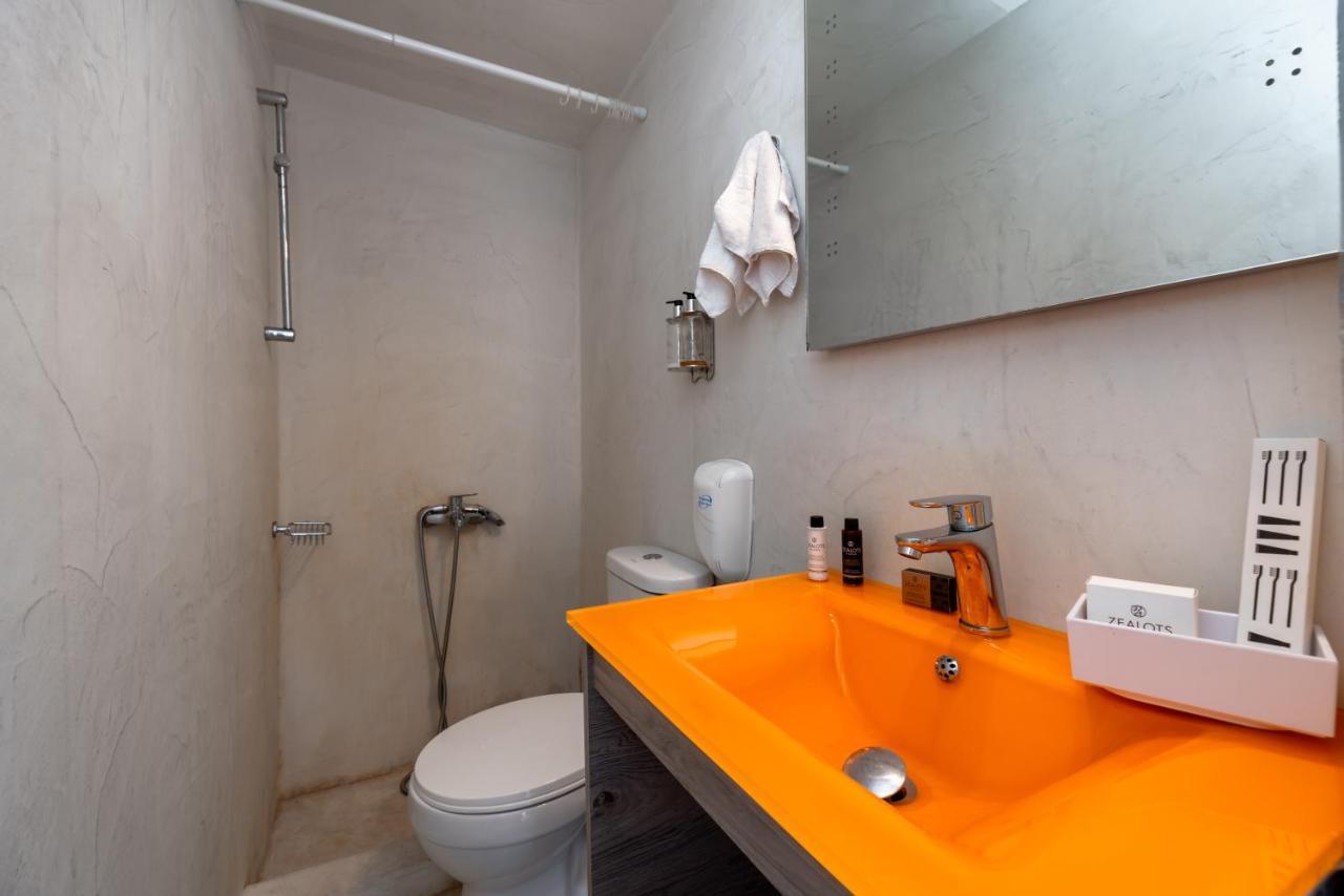 Katris Apartments Фира Екстериор снимка