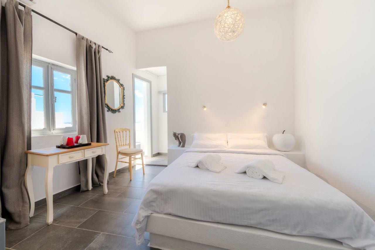 Katris Apartments Фира Екстериор снимка