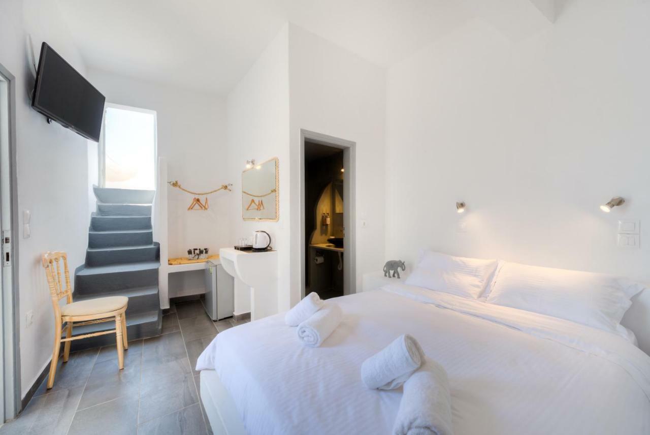 Katris Apartments Фира Екстериор снимка
