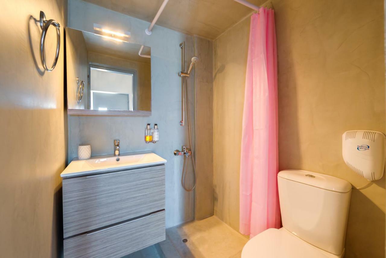 Katris Apartments Фира Екстериор снимка